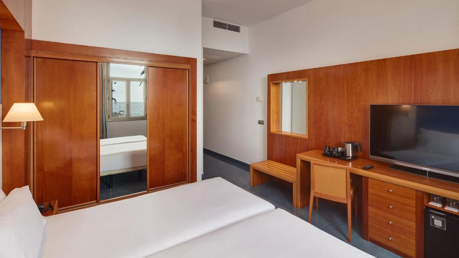 Sercotel Kalma Sitges Hotel