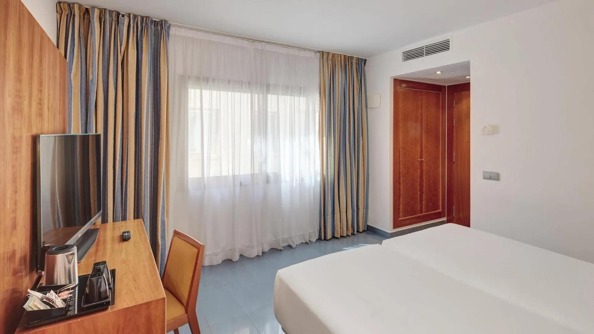 Sercotel Kalma Sitges 4*,